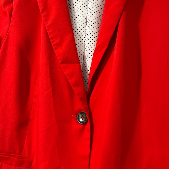 Skies Are Blue | Button front Long Sleeved Blazer - Picture 6 of 6